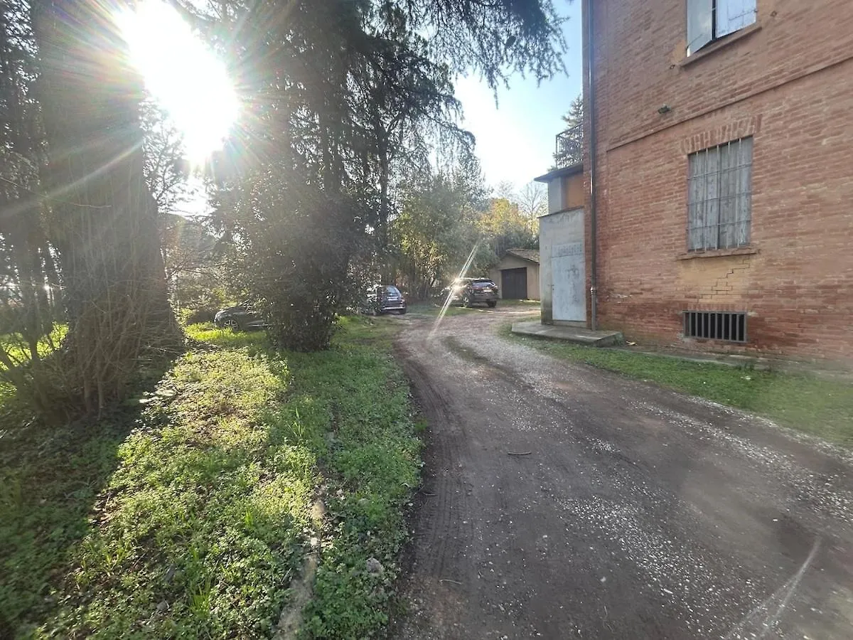 La Rivazza Apartment - Autodromo- Private Parking Imola