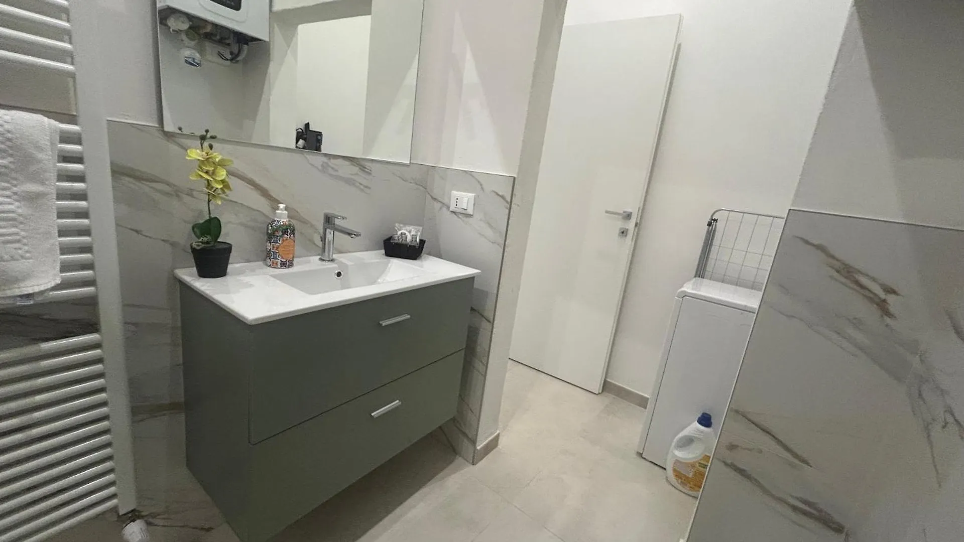 La Rivazza Apartment - Autodromo- Private Parking Imola